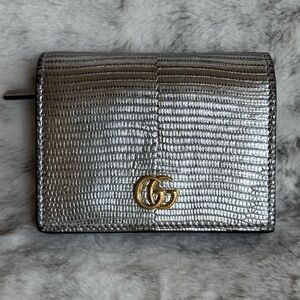 GUCCI Marmont Lizard Wallet -Metallic Silver — Exotic Leather w/Gold Logo P0310